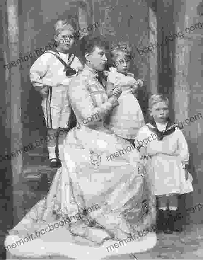Queen Mary With Her Family Matriarch: Queen Mary And The House Of Windsor